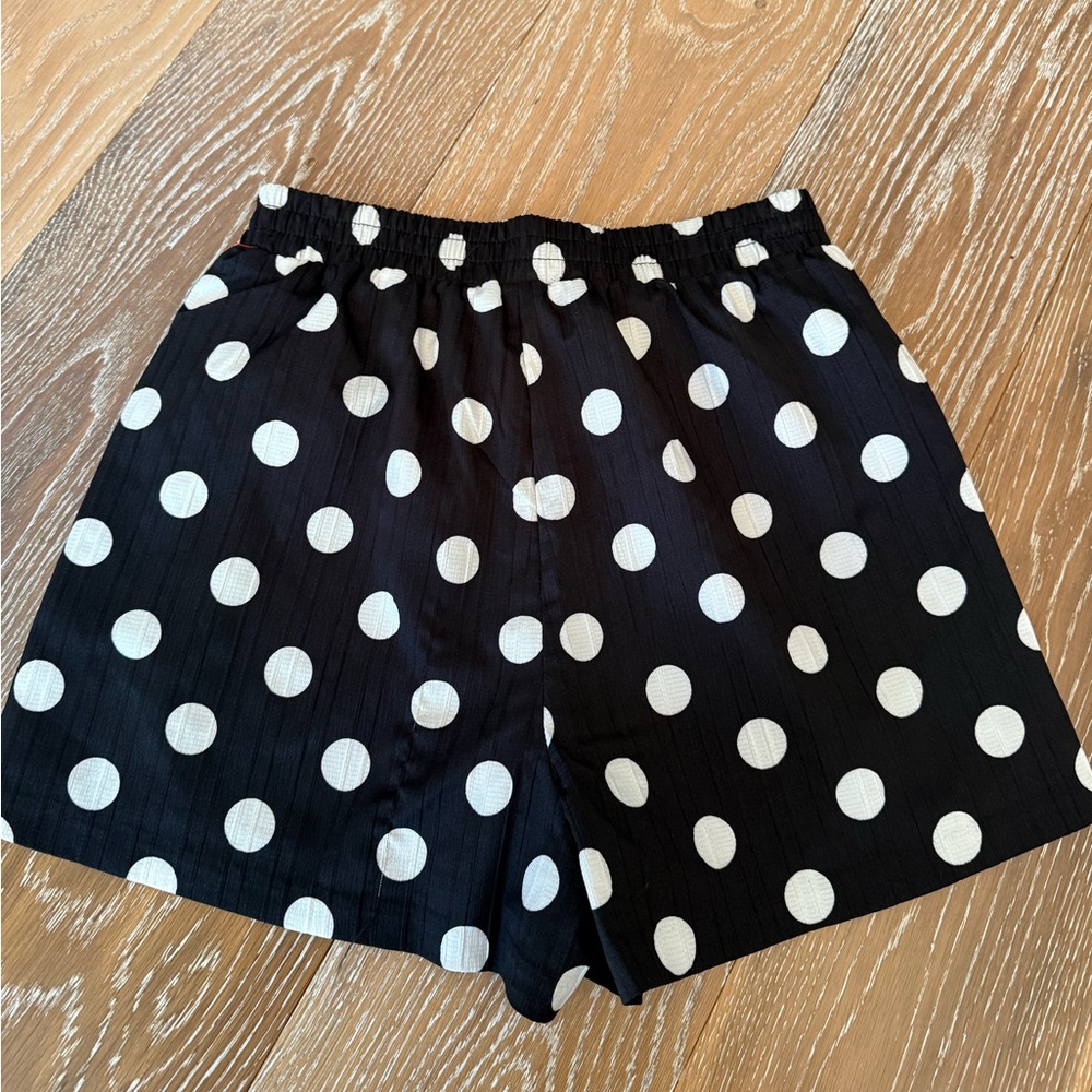 English Factory Textured black and white polka Dots Shorts NWT xs - Picture 4 of 5